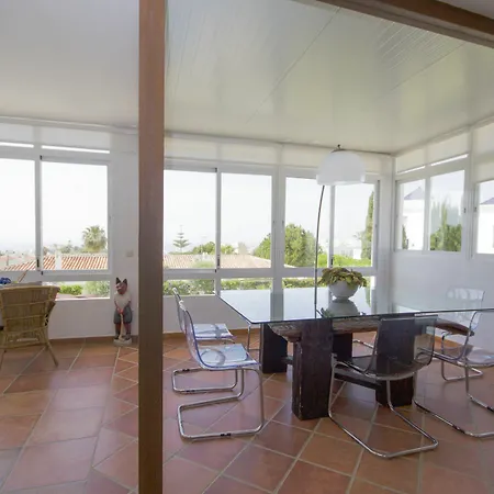 Villa Jazmin Canovas *