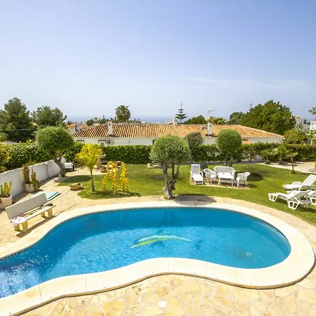 Villa Jazmin Canovas *